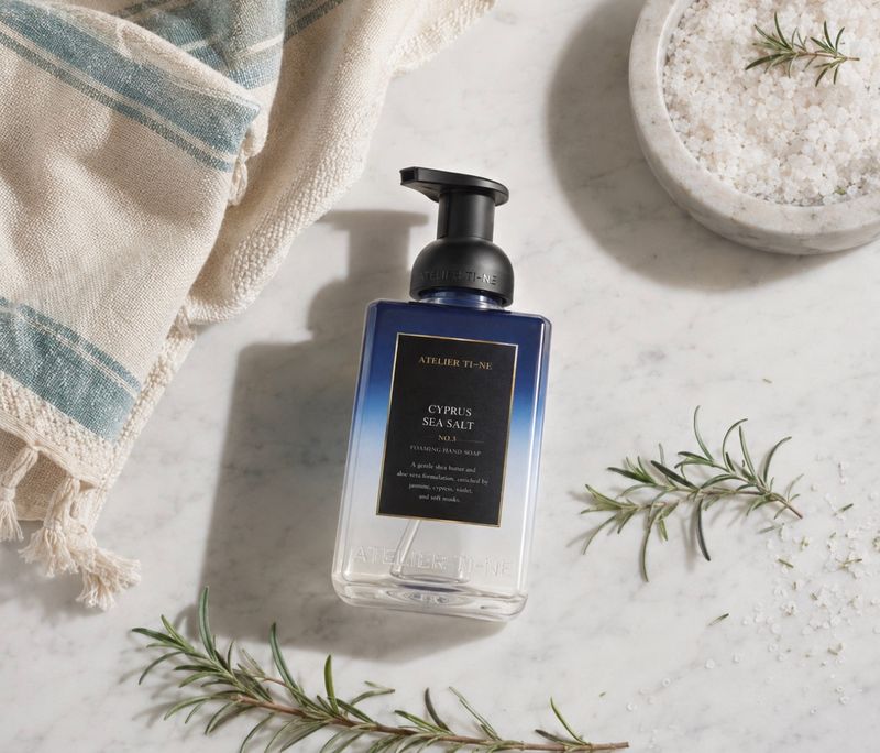 NO.3 Cyprus Sea Salt ATELIER TI-NE skumsåpe